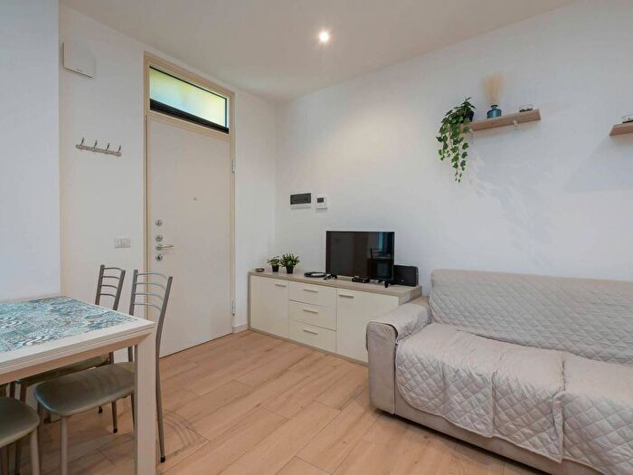 Appartamento monolocale in affitto in Via Rogoredo, Santa Giulia, Milano