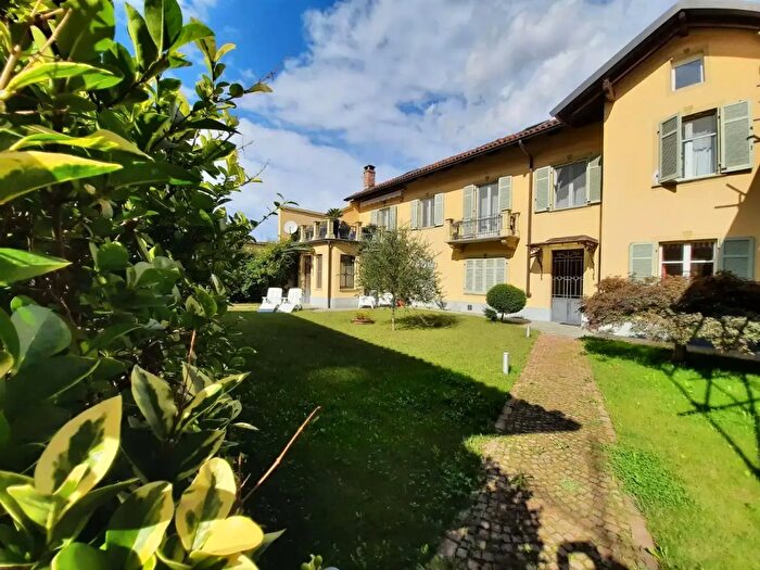 Appartamento bilocale in affitto in Via Avezzana, Chieri