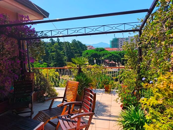 Appartamento quadrilocale in vendita in Via Circumvallazione, Avellino