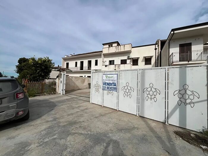 Appartamento trilocale in vendita in Via Nazionale Appia Snc, Maddaloni