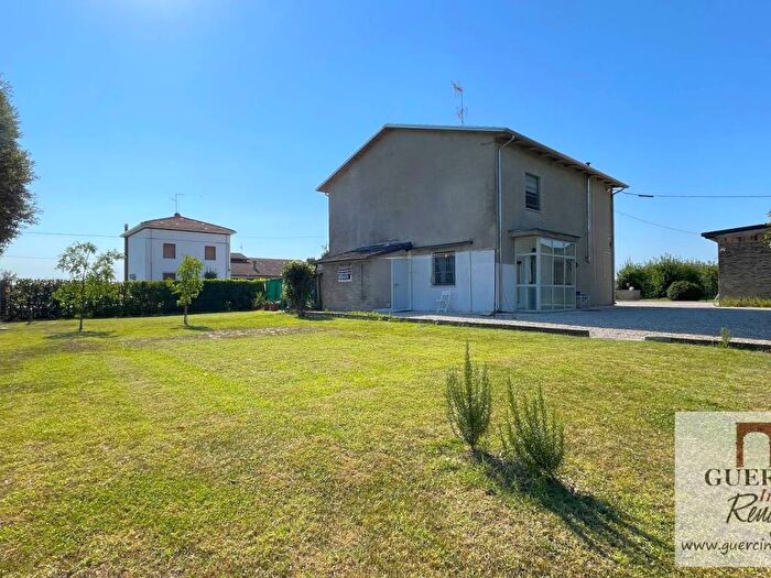 Casa con 6 locali in vendita in Via Maestra GrandeRenazzo, Frazioni Nord, Cento