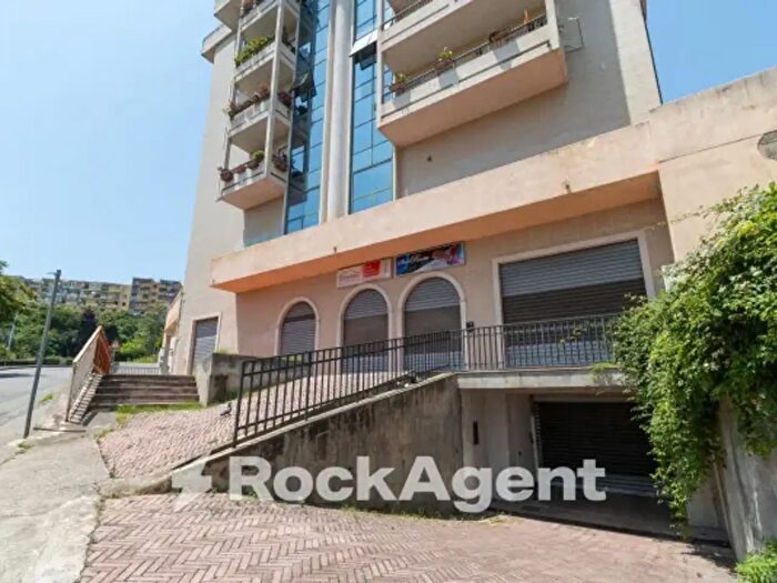 Appartamento quadrilocale in vendita in Viale dei Bizantini, Catanzaro