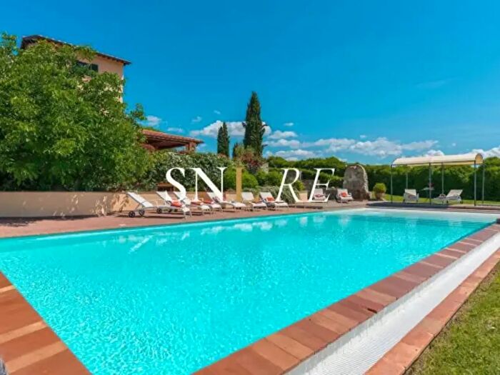 Casa con 6 locali in affitto in Via di San Salvatore al Monte, Firenze