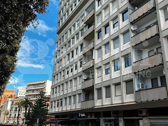 Appartamento bilocale in affitto in Corso Vittorio Emanuele III, Taranto