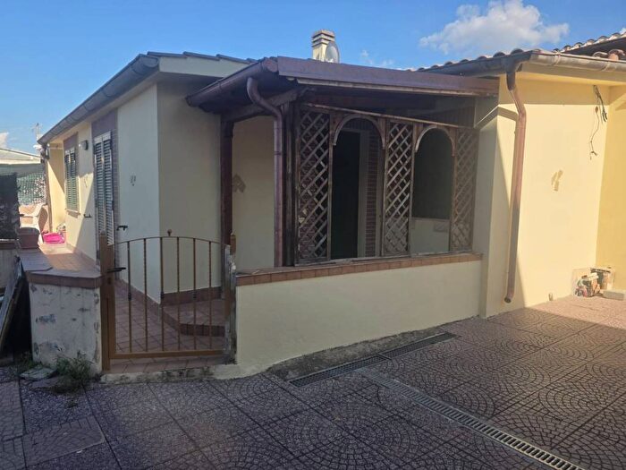 Appartamento bilocale in vendita in Via Grammichele, Borghesiana, Roma