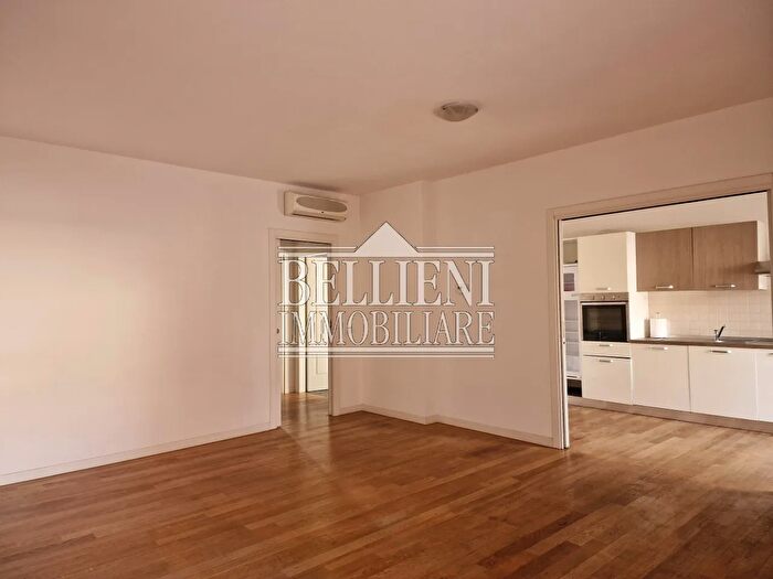 Appartamento trilocale in vendita in Via Muttoni, Vicenza