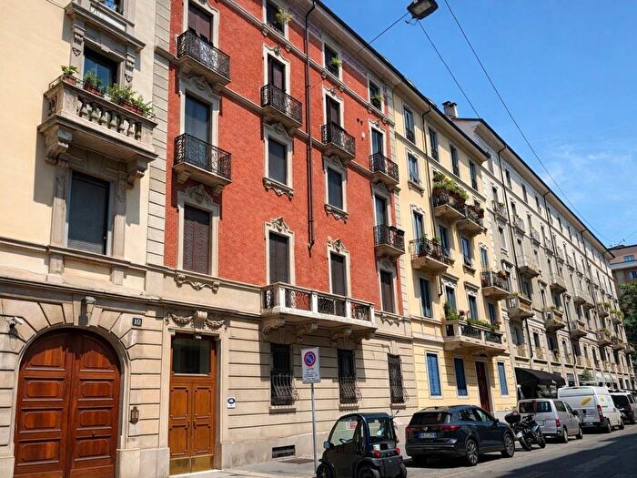 Appartamento bilocale in affitto in Via Giuseppe Francesco Piermarini, Arco della Pace, Milano