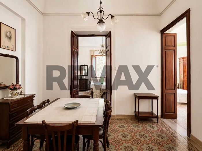 Appartamento trilocale in vendita in Lungomare Duilio, Favignana
