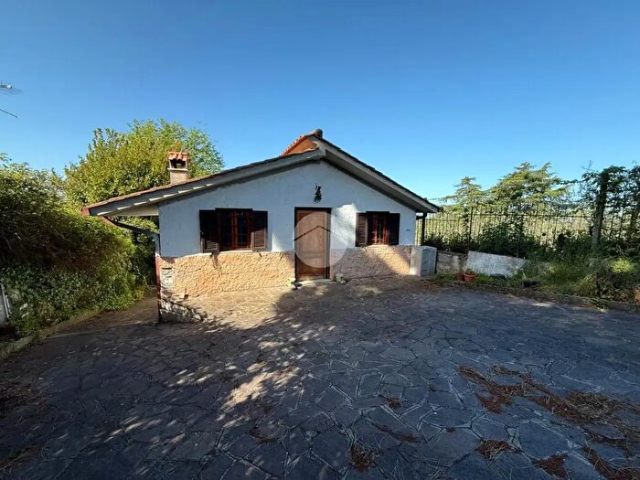Casa con 5 locali in vendita in Via Folcarotonda, Palestrina