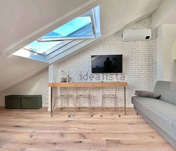 Appartamento monolocale in affitto in Via Domodossola, Milano