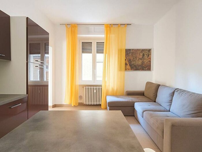 Appartamento bilocale in affitto in Corso Dante Alighieri, Centro Storico, Asti