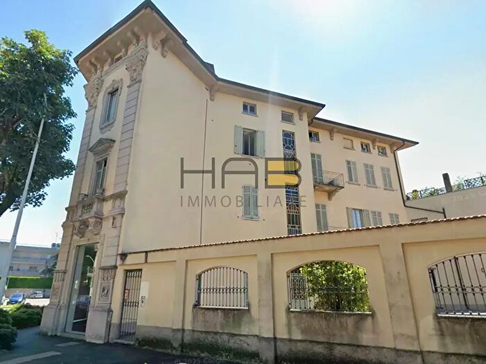 Appartamento bilocale in vendita in Via Antonio Meucci, Busto Arsizio