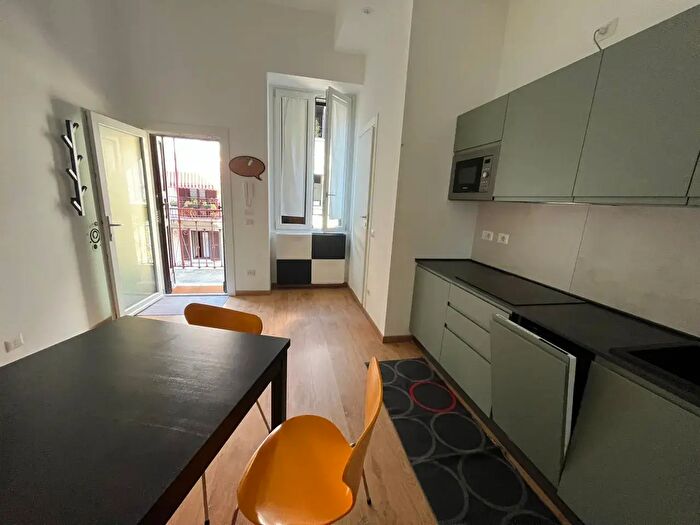 Appartamento bilocale in affitto in Via degli Scipioni, Milano