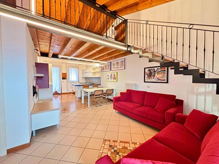 Appartamento bilocale in affitto in Via Papa Giovanni, Casoni, Mussolente