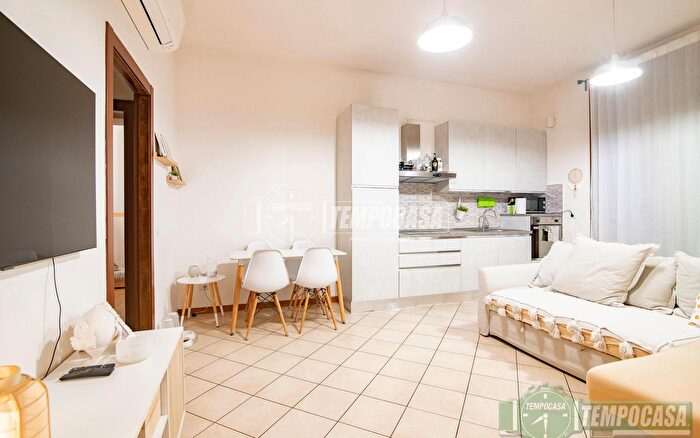 Appartamento trilocale in vendita in Via Giuseppe di Vittorio, Sesto San Giovanni