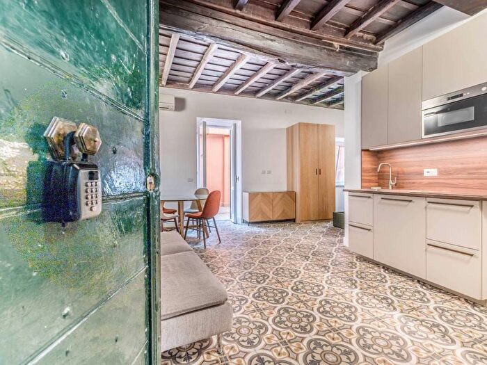 Appartamento bilocale in affitto in Via della Cisterna, Trastevere, Roma