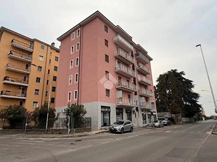 Appartamento bilocale in vendita in Via Leonardo da Vinci, Bussero