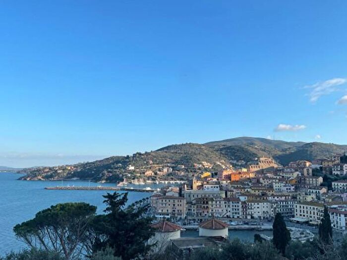 Appartamento quadrilocale in vendita in Monte Argentario