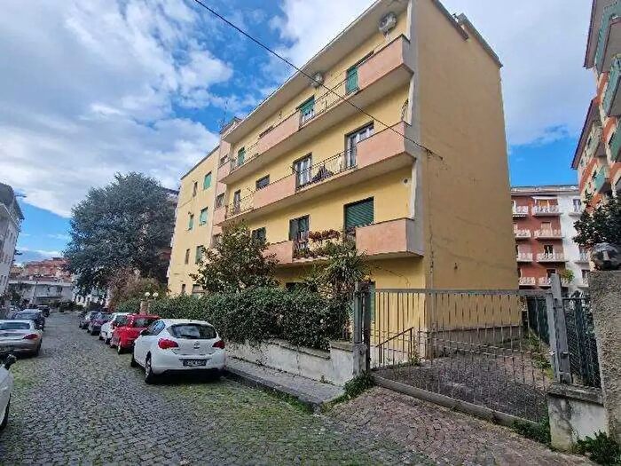 Appartamento con 6 locali in vendita in Via Torretta, Benevento