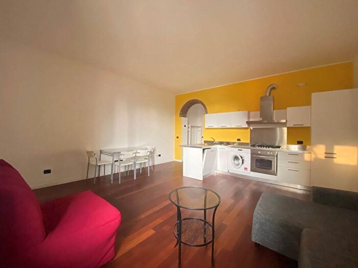 Appartamento bilocale in affitto in Via Monviso, Paolo Sarpi, Milano