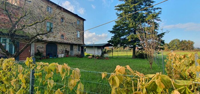 Casa con 10 locali in vendita in Ia Diaccio, Porcari