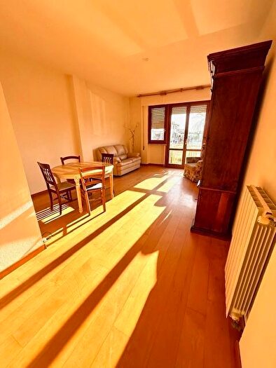 Appartamento con 5 locali in vendita in Camaiore