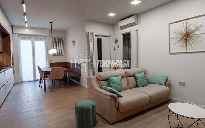 Appartamento trilocale in vendita in Via XXV Aprile, Cinisello Balsamo