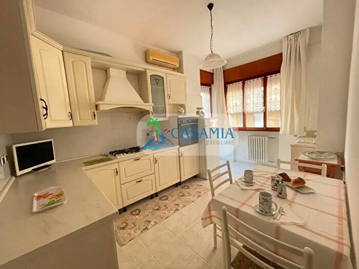 Appartamento quadrilocale in affitto in Grottammare