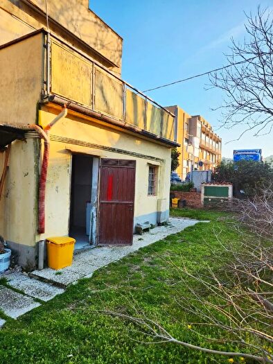 Casa con 5 locali in vendita in Marzocca, Senigallia