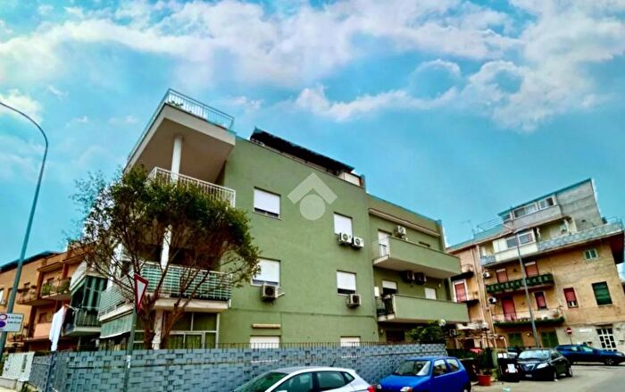 Appartamento quadrilocale in vendita in Via Atlante, Palermo