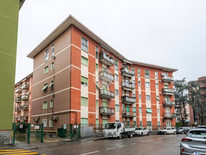 Appartamento bilocale in affitto in Via della Repubblica, Centro, Cesano Boscone