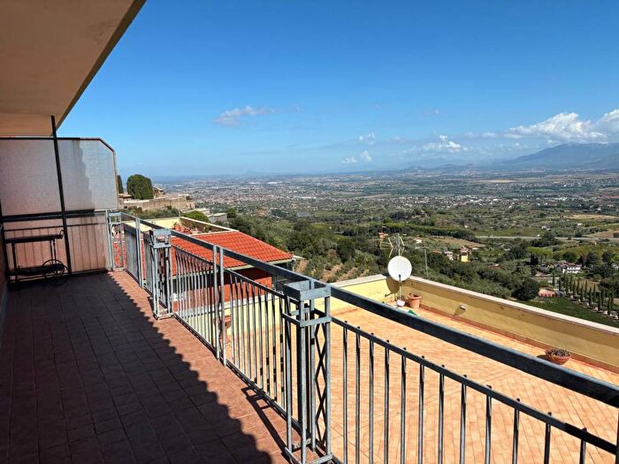 Appartamento bilocale in affitto in Via Giacomo Leopardi, Centro, Monte Porzio Catone