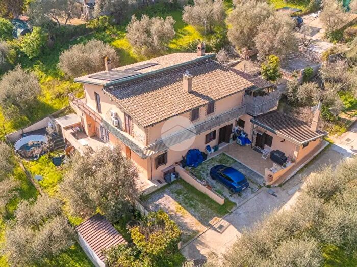 Casa con 5 locali in vendita in Via Monte San Giovanni, Guidonia Montecelio