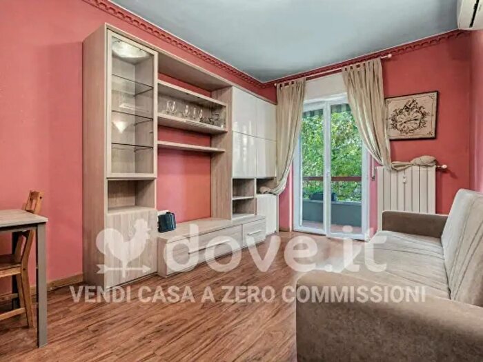 Appartamento trilocale in vendita in Via Monte Santo, Cinisello Balsamo