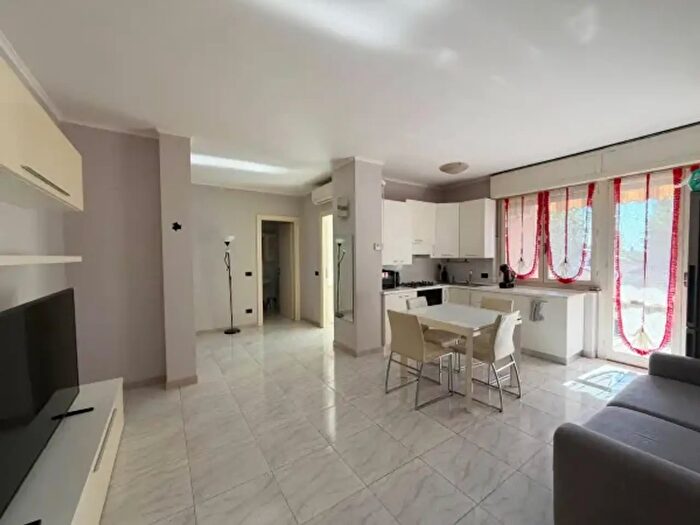 Appartamento bilocale in vendita in Via Mantova, Parma