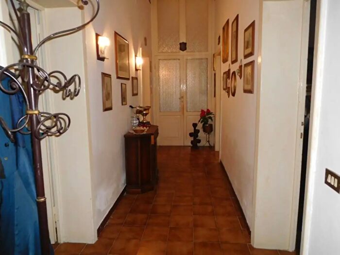 Appartamento con 5 locali in vendita in Pisa