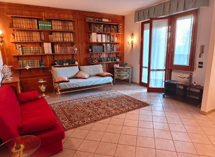 Appartamento quadrilocale in affitto in VIA MORDINI, Rovezzano, Firenze