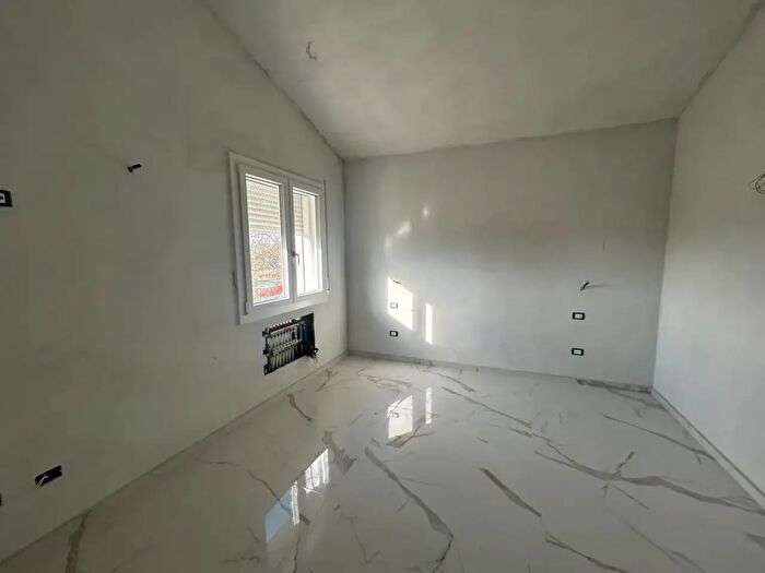 Appartamento trilocale in vendita in Lama Polesine Via Verdi, Ceregnano