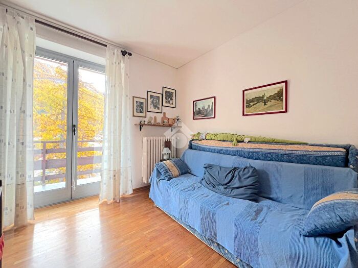 Appartamento trilocale in vendita in Via della Pineta, Pragelato