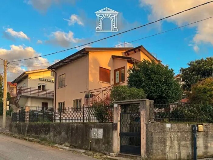 Casa con 6 locali in vendita in Via Monte dOro, Muggia