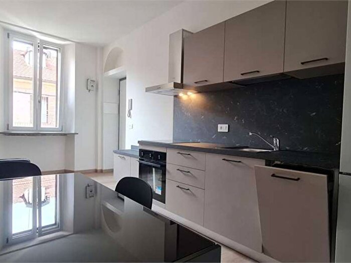 Appartamento bilocale in affitto in Via Carlo Imbonati, Dergano, Milano