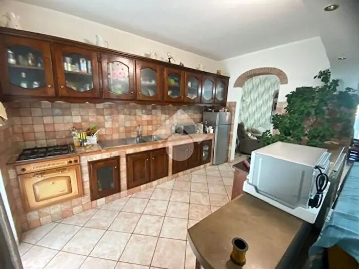 Casa con 7 locali in vendita in Via Capobianco, Montefiascone