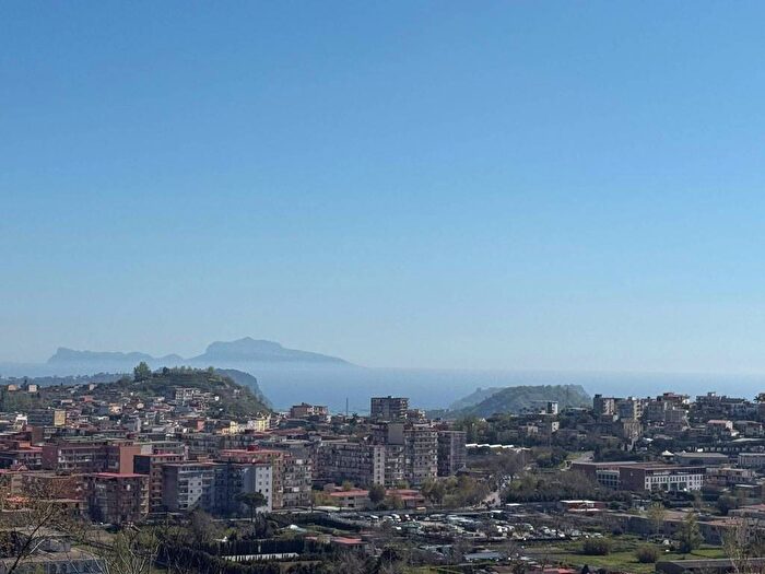 Appartamento monolocale in affitto in Via Vicinale Torciolano, Pianura, Napoli