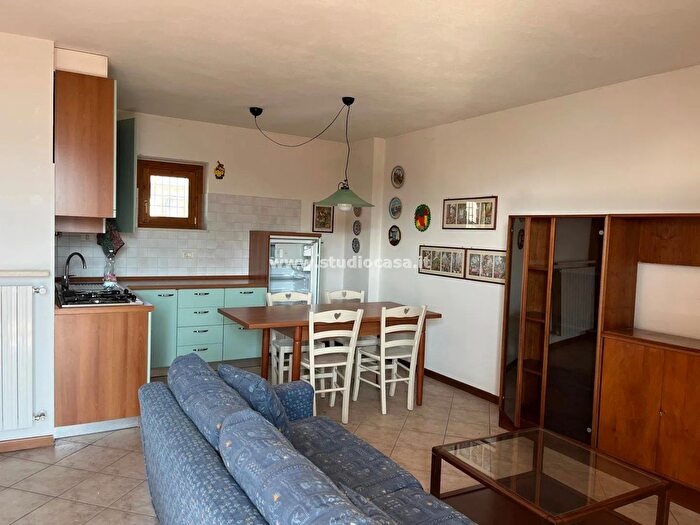 Appartamento trilocale in vendita in Foppa Rossi, Zogno