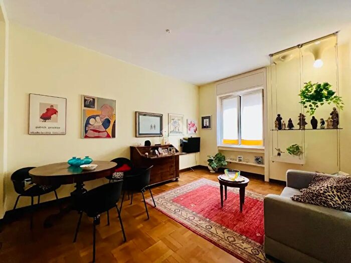 Appartamento quadrilocale in vendita in Via Bellalancia, Mantova