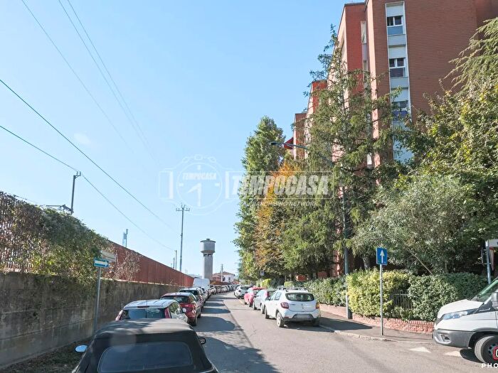 Appartamento con 6 locali in vendita in Bologna