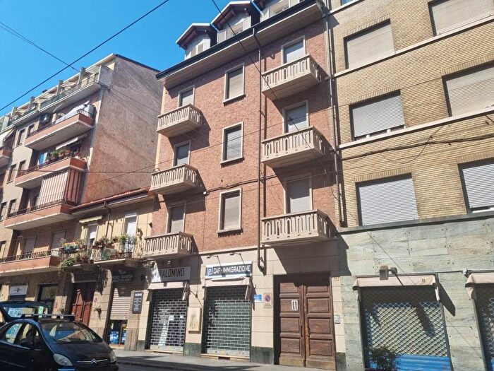 Appartamento trilocale in affitto in Via Nicola Fabrizi, Campidoglio, Torino
