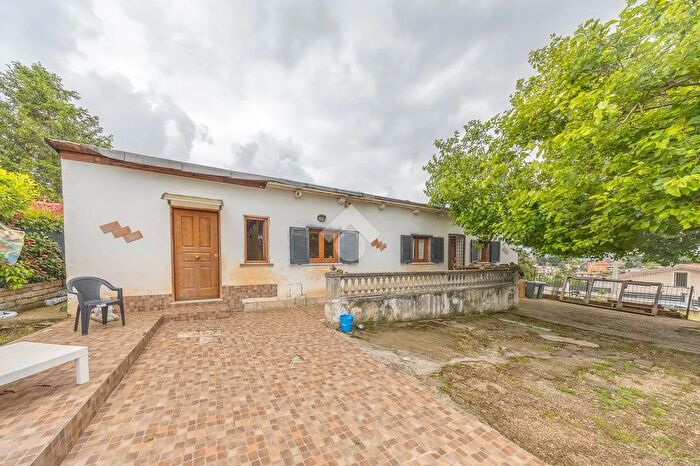 Casa con 5 locali in vendita in Via Giosue Carducci, Zagarolo