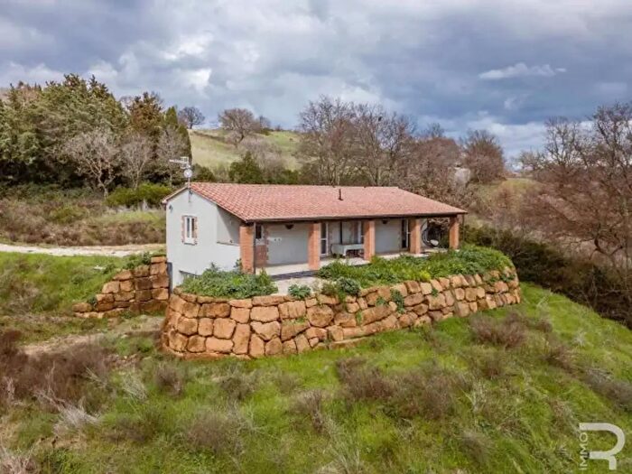 Casa quadrilocale in vendita in Strada Provinciale Poggio Murella, Manciano