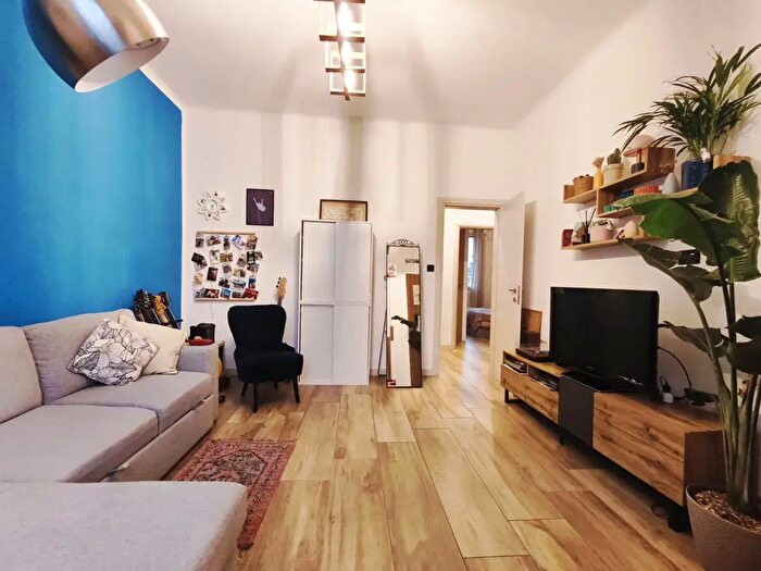 Appartamento trilocale in vendita in Via Vermena, Bologna